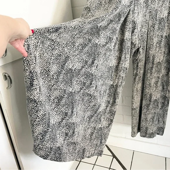 Anthropologie Annie 50 Open Back Wide Leg Drape Jumpsuit L Made in Canada - Picture 6 of 14